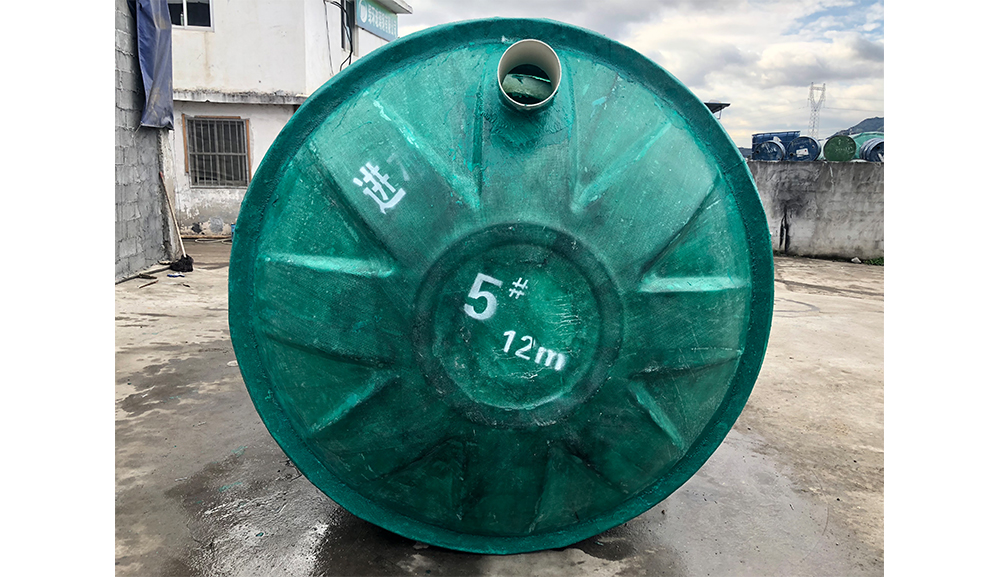 玻璃钢隔油池 绿色环保，智能高效——绿环玻璃钢隔油池助力现代环保事业 第1张