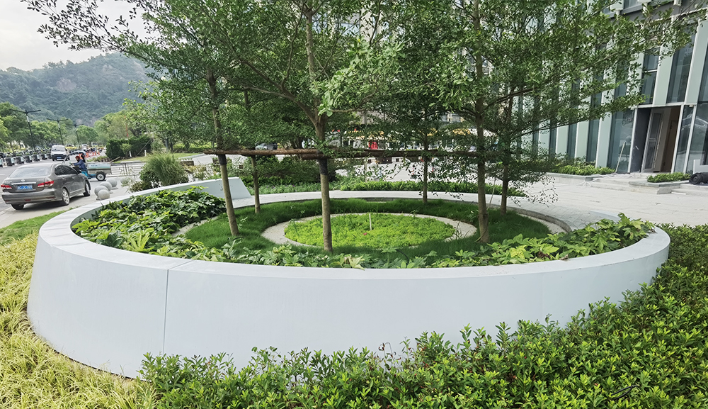 树池篦子 树池篦子与绿环玻璃钢：城市绿化的关键助力 第1张